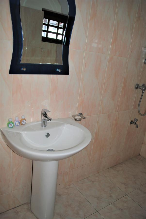 Prego Suites Ettukala Szoba fotó