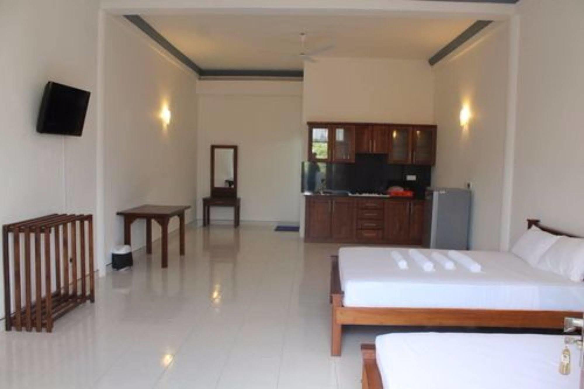 Prego Suites Ettukala Kültér fotó