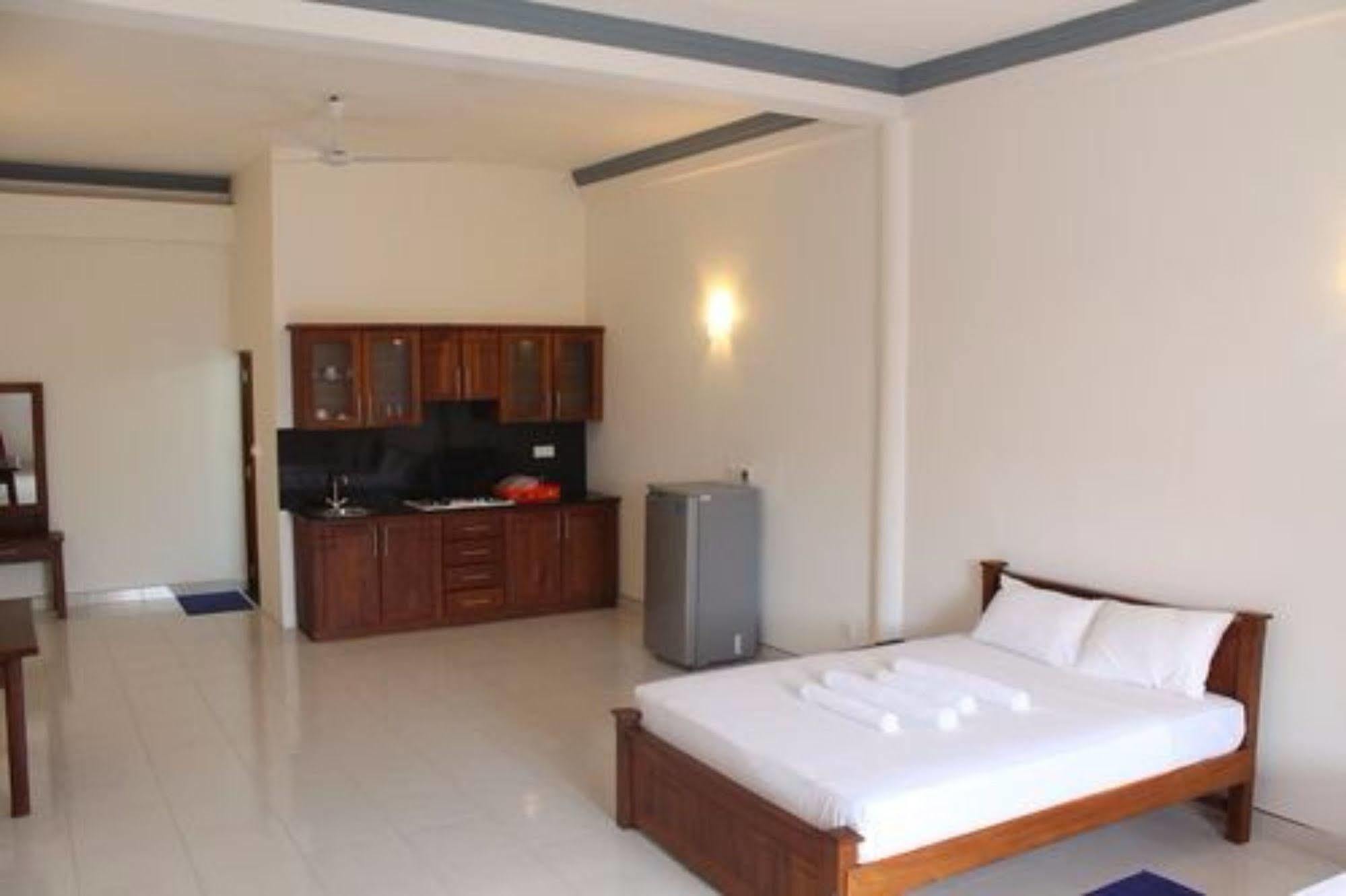 Prego Suites Ettukala Kültér fotó