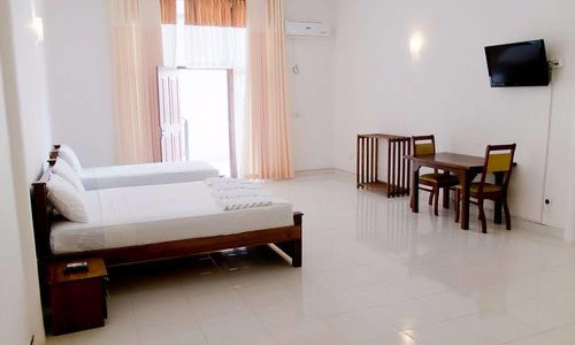 Prego Suites Ettukala Kültér fotó